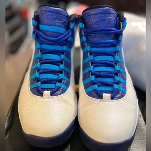 Size 13 - Jordan 10 Retro Charlotte Hornets 2016/Excellent Condition/OG Box